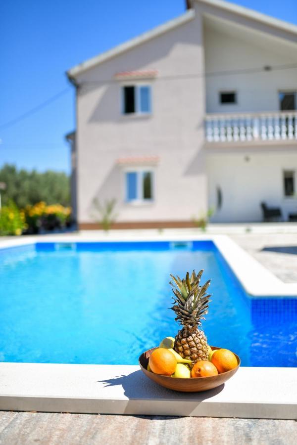 Апартаменти Pool House Luka Задар Екстер'єр фото